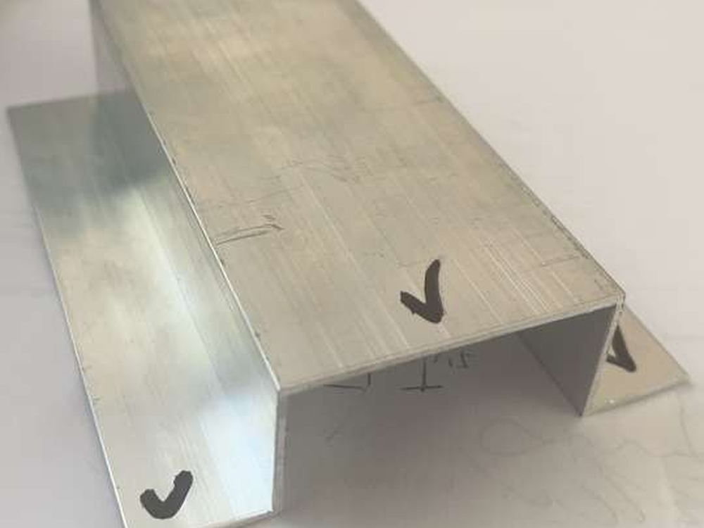 Aluminium Roof Bow Support Top Hat Profile 5.0M